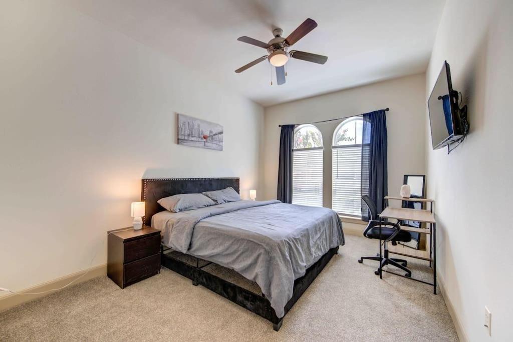 Cozy Apt Nrg Pool,Wi-Fi, Free Parking, Petsok! Houston Eksteriør bilde