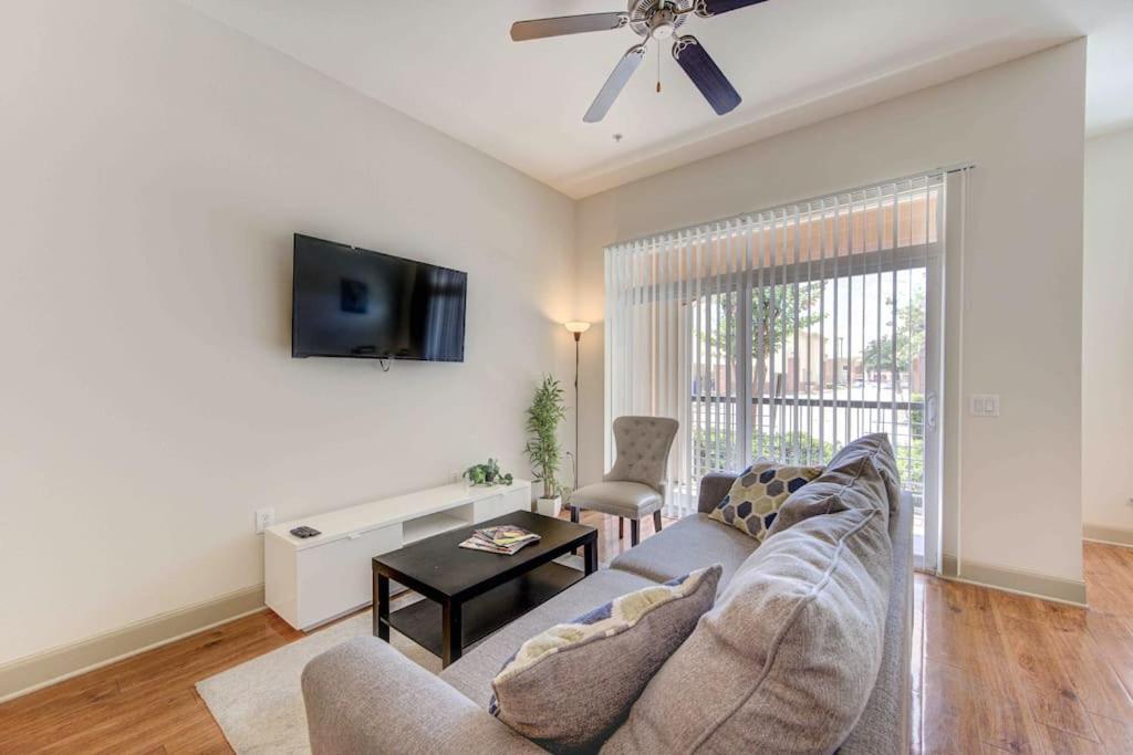 Cozy Apt Nrg Pool,Wi-Fi, Free Parking, Petsok! Houston Eksteriør bilde