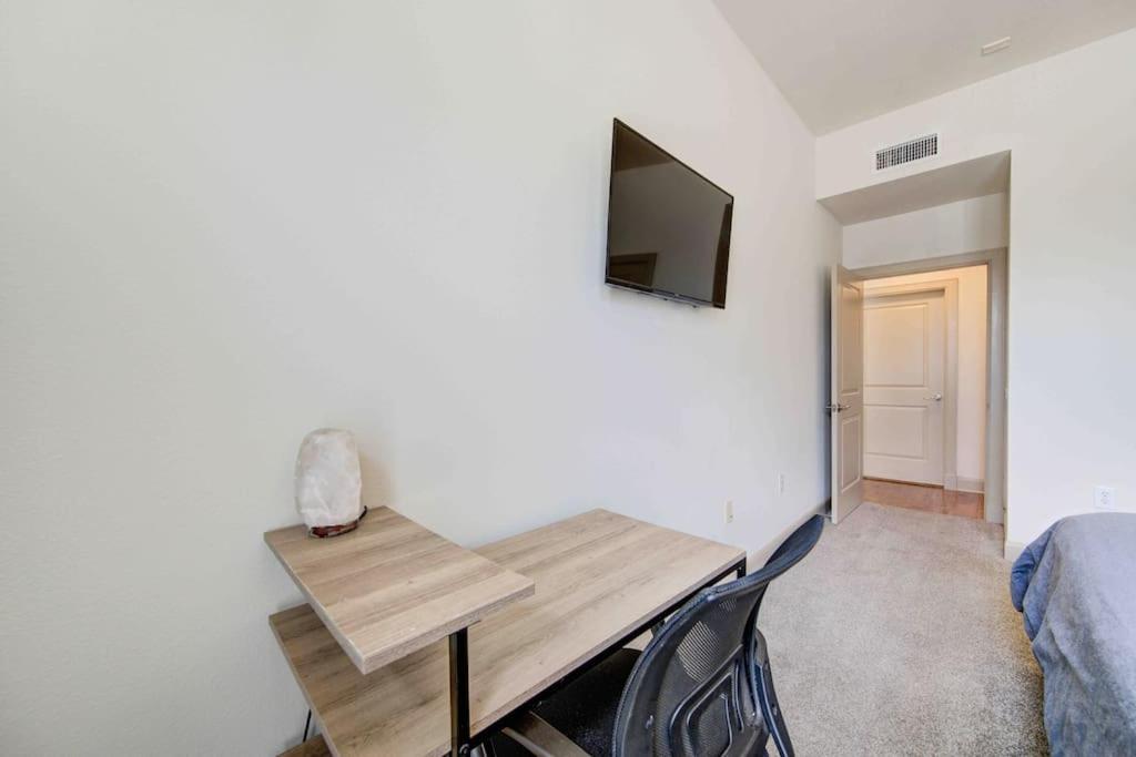 Cozy Apt Nrg Pool,Wi-Fi, Free Parking, Petsok! Houston Eksteriør bilde